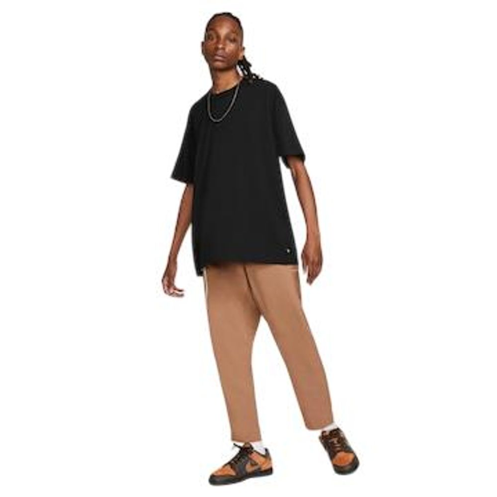 Camiseta Nike Sportswear Premium Essentials | Masculina